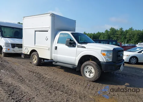 2013 Ford F-250 Xl z USA, uszkodzony, nr VIN 1FDBF2B69DEB64341